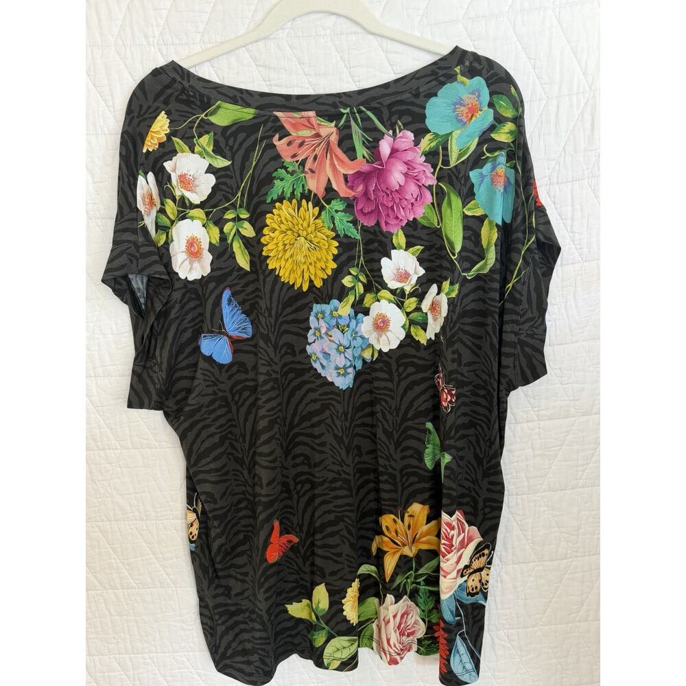 Johnny Was Blooming Breeze Short Sleeve Floral Tee Crew Neck Shirt Black NWT XXL - Picture 7 of 9